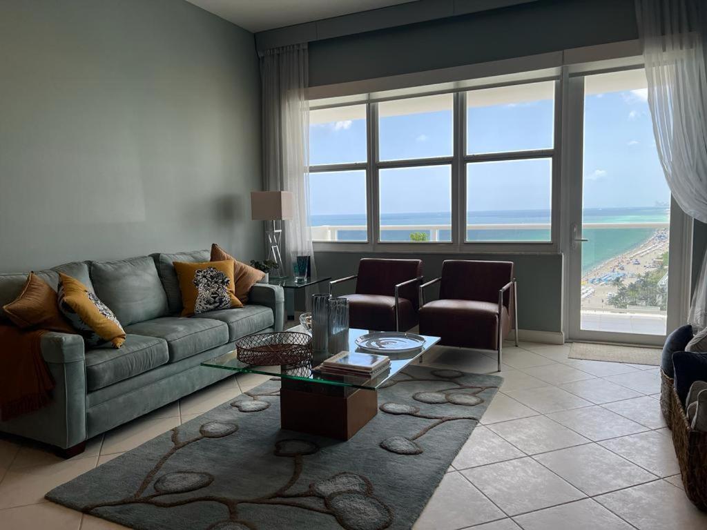 Penthouse Beach Front 1St Line, 2 Bedroom 2 Ba, New Decoration & Furnitures, Unobstructed View Of The Beautiful Atlantic, Free Parking Hollywood Kültér fotó